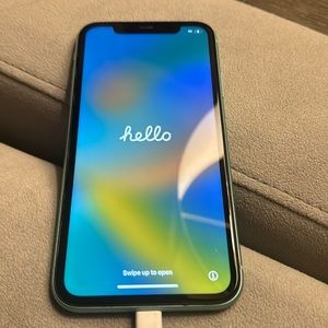 iPhone, excellent condition, mint color